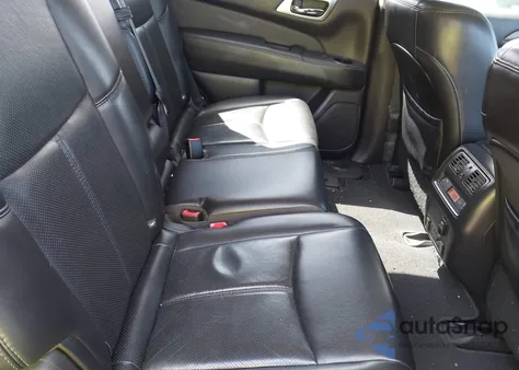 2017 Nissan Pathfinder Platinum z USA, uszkodzony, nr VIN 5N1DR2MM7HC633956